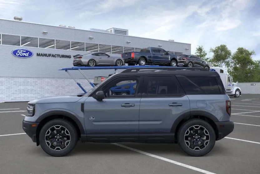 2025 Ford Bronco Sport Outer Banks photo 1