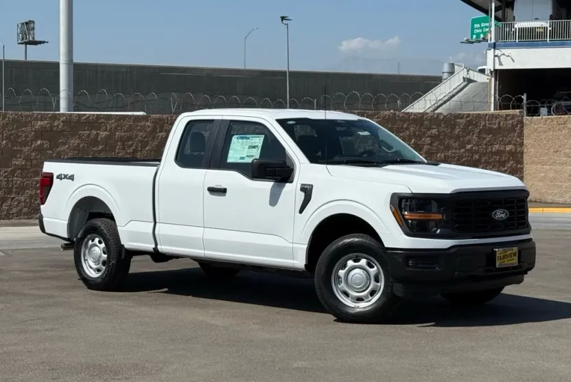 2025 Ford F-150 XL photo 1