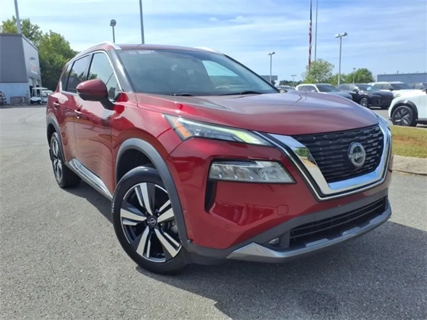 2022 Nissan Rogue SL photo 1