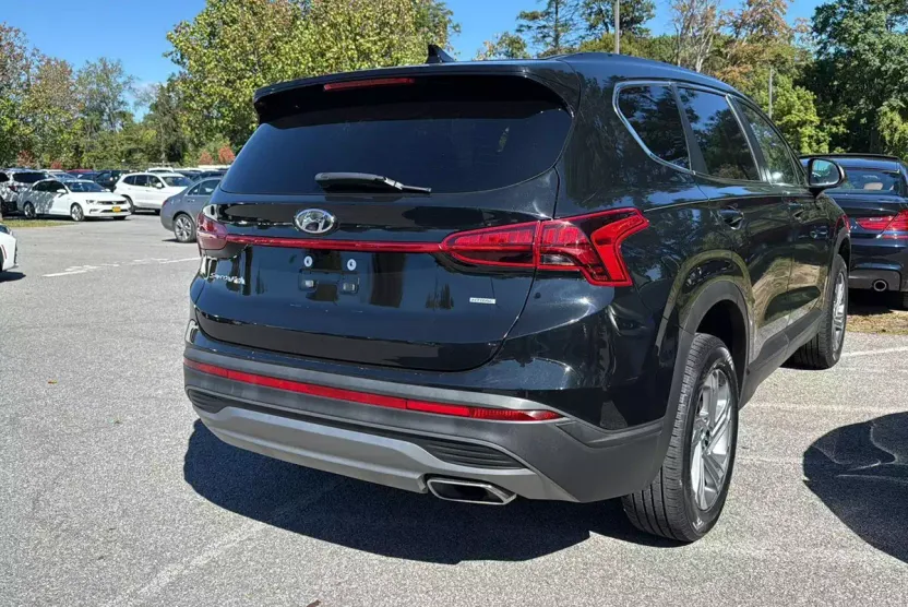 2023 Hyundai Santa Fe SE photo 1