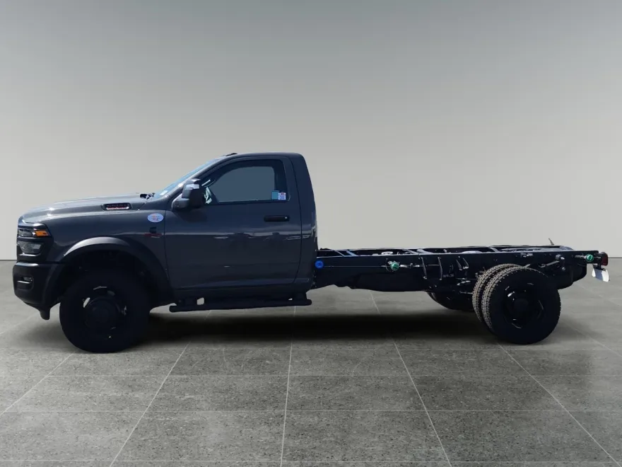 2026 Ram 5500 Tradesman photo 1