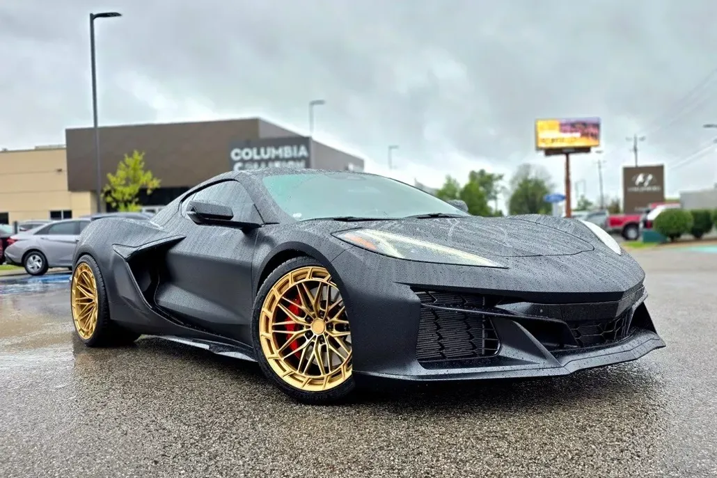 2025 Chevrolet Corvette Z06 3LZ photo 1