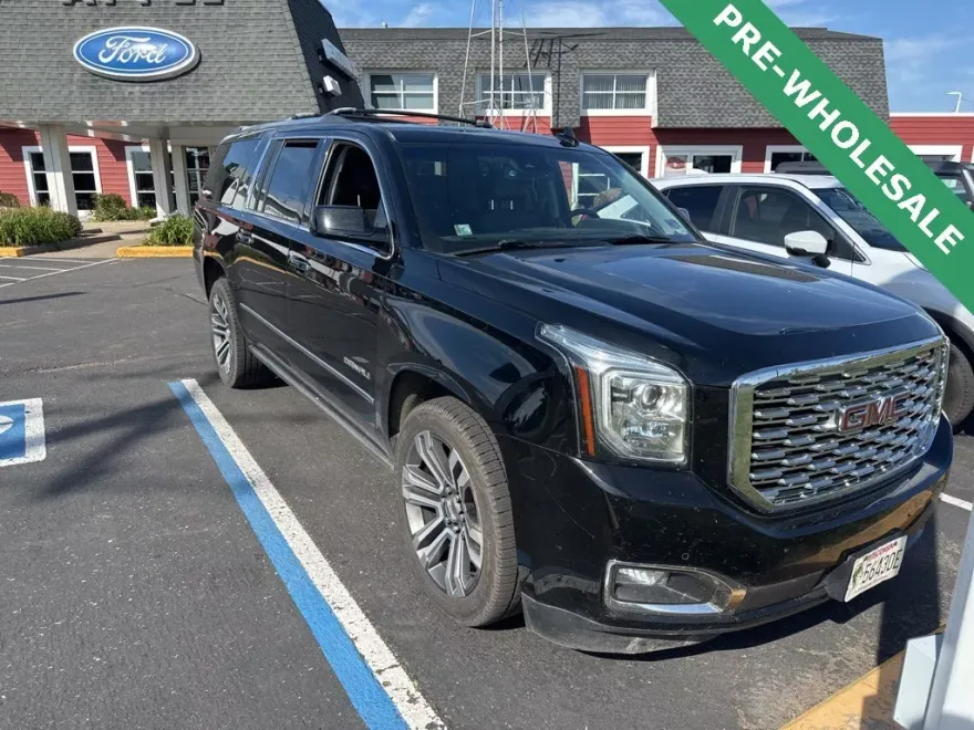 2018 Gmc Yukon XL Denali photo 1