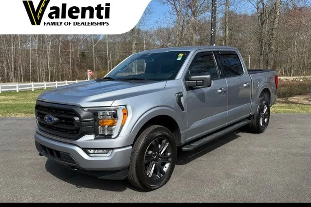2023 Ford F-150 XLT photo 1