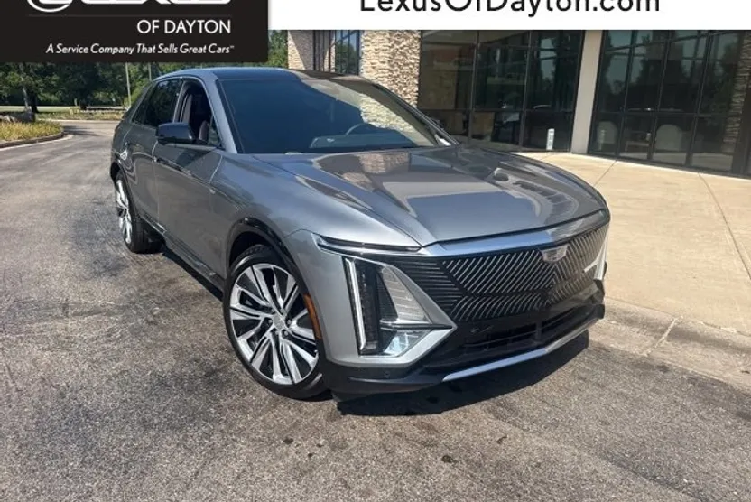 2024 Cadillac Lyriq Luxury photo 1