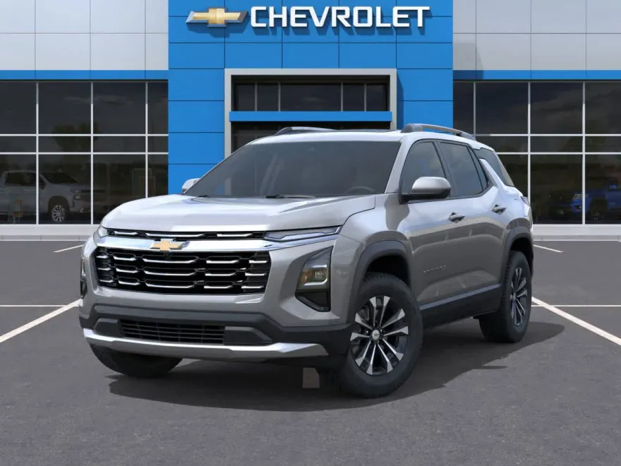 2026 Chevrolet Equinox LT photo 1