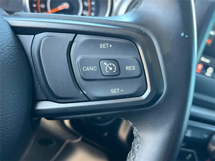 2022 Jeep Wrangler Unlimited Willys photo 29