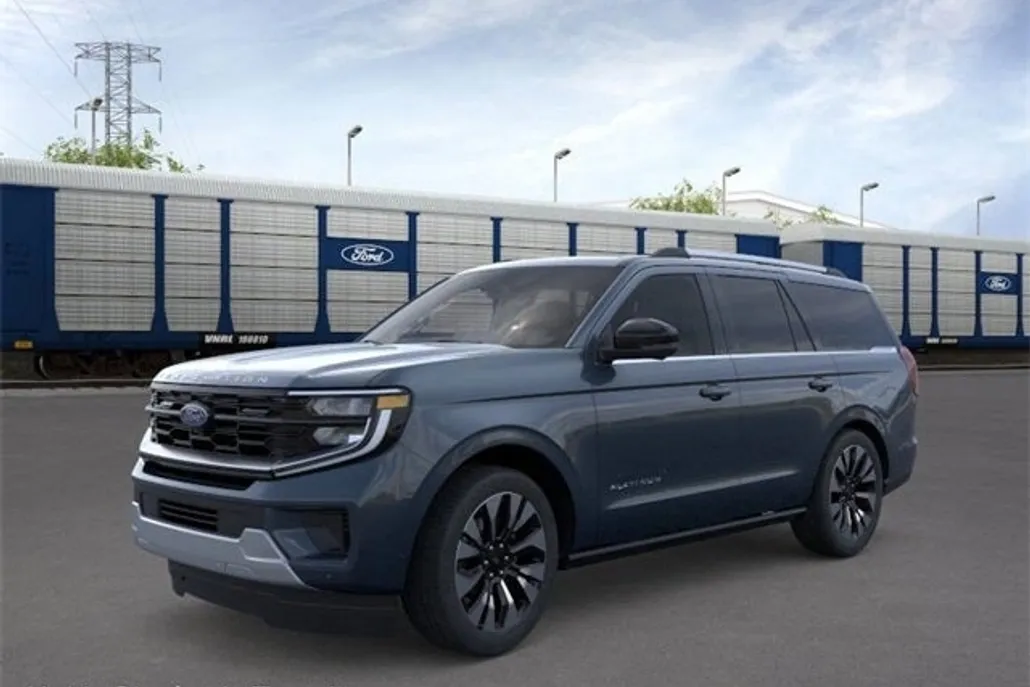 2025 Ford Expedition Platinum photo 1