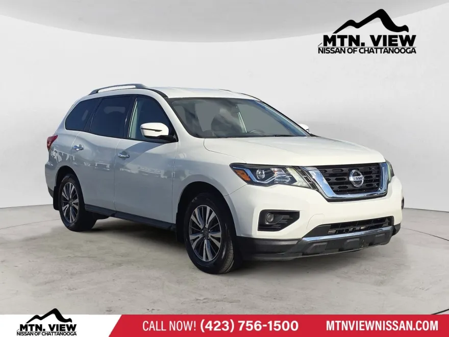2019 Nissan Pathfinder S photo 1