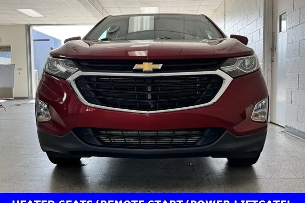 2020 Chevrolet Equinox LT photo 1