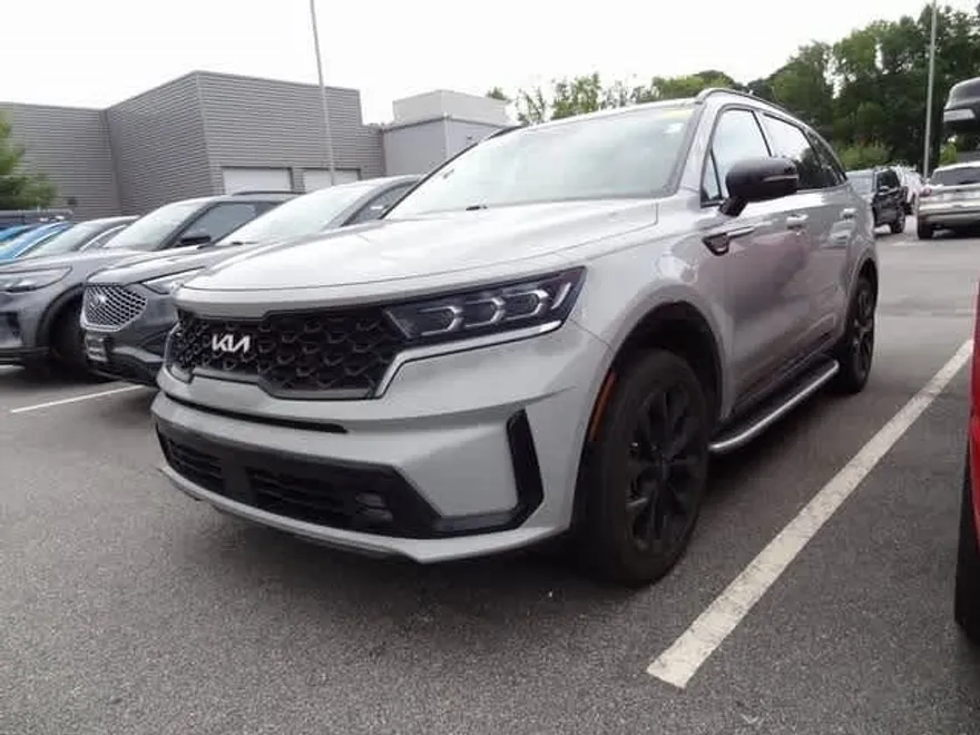 2022 Kia Sorento SX photo 1