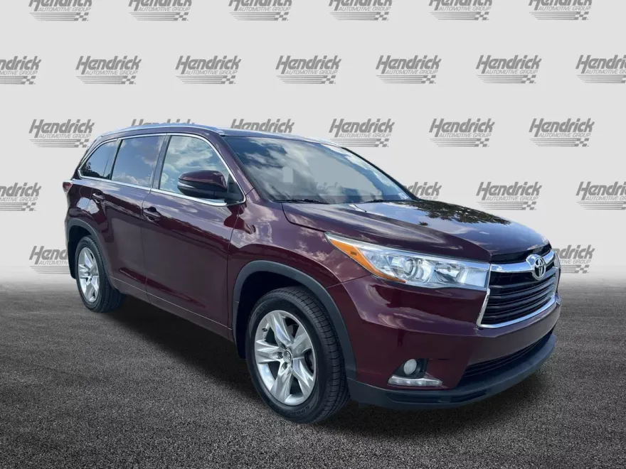 2016 Toyota Highlander Limited photo 1