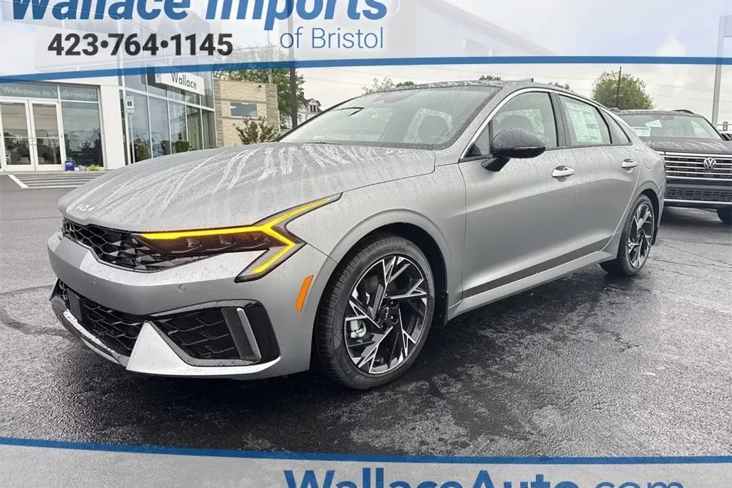 2025 Kia K5 GT-Line photo 1