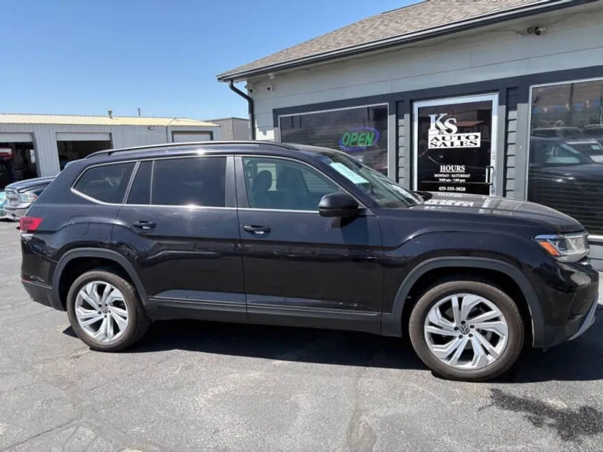 2021 Volkswagen Atlas SE Technology photo 1