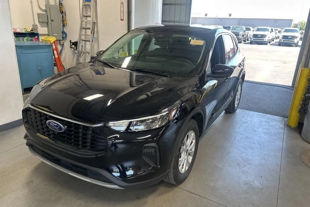 2023 Ford Escape Active photo 1