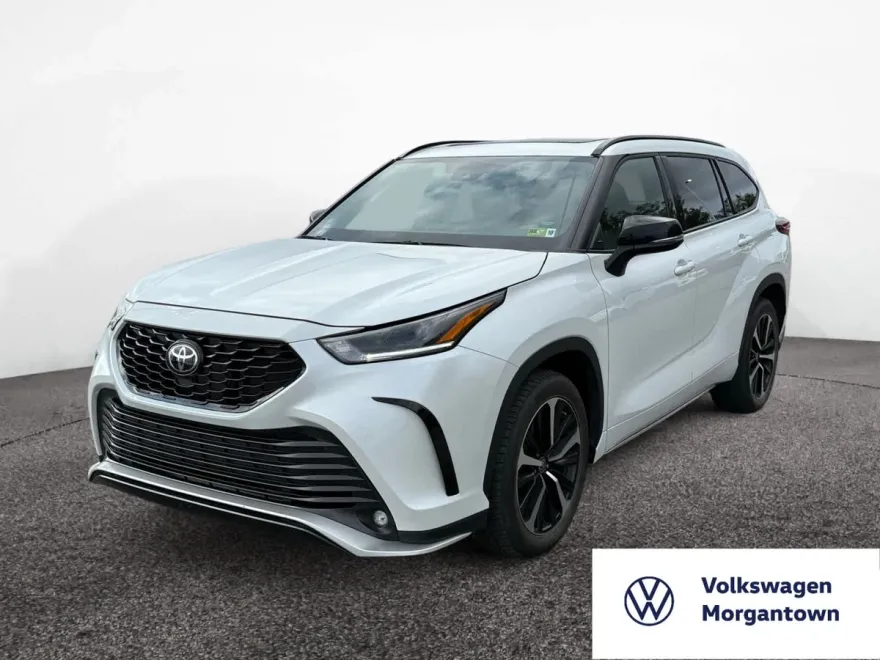 2022 Toyota Highlander XSE photo 1