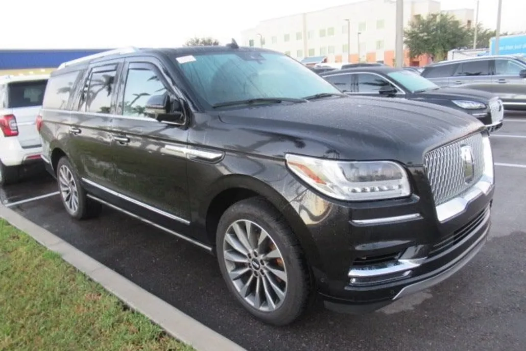 2020 Lincoln Navigator L Reserve photo 1