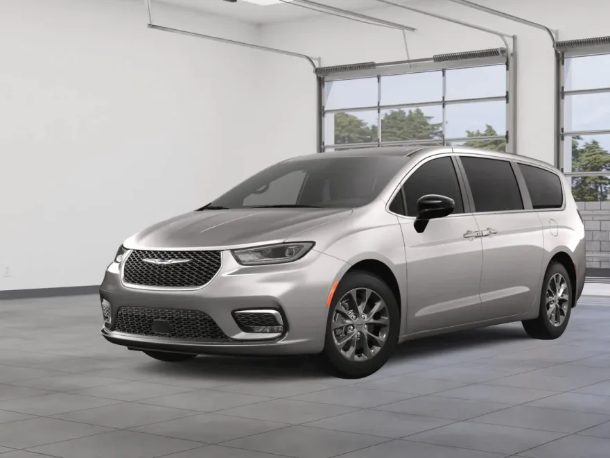 2025 Chrysler Pacifica photo 1