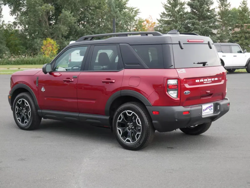 2025 Ford Bronco Sport Outer Banks photo 1