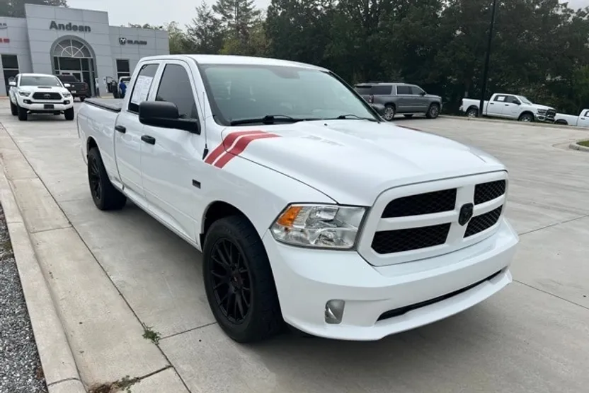2015 Ram 1500 Express photo 1