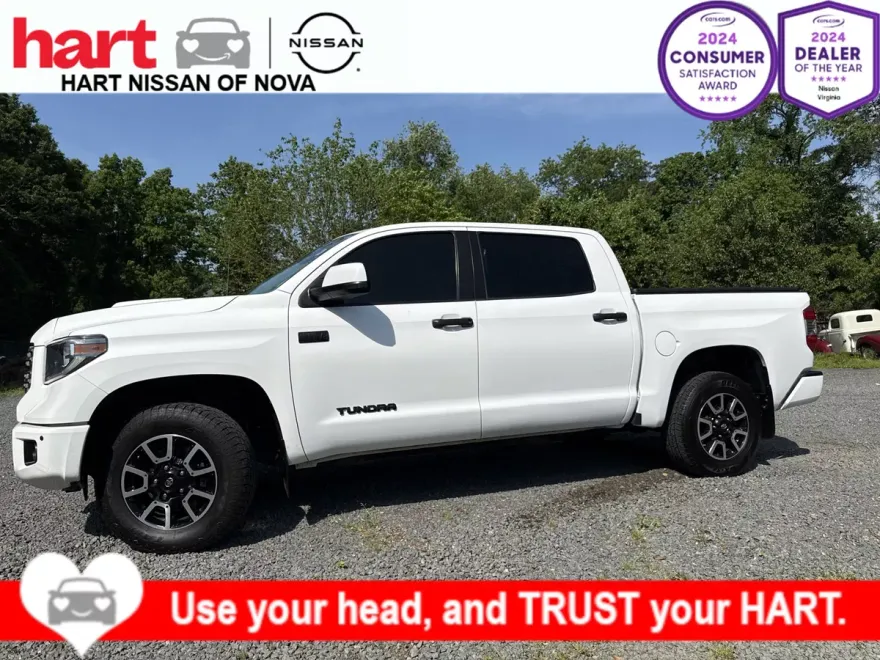 2018 Toyota Tundra SR5 photo 1
