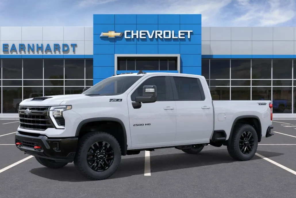 2026 Chevrolet Silverado 2500HD LT photo 1