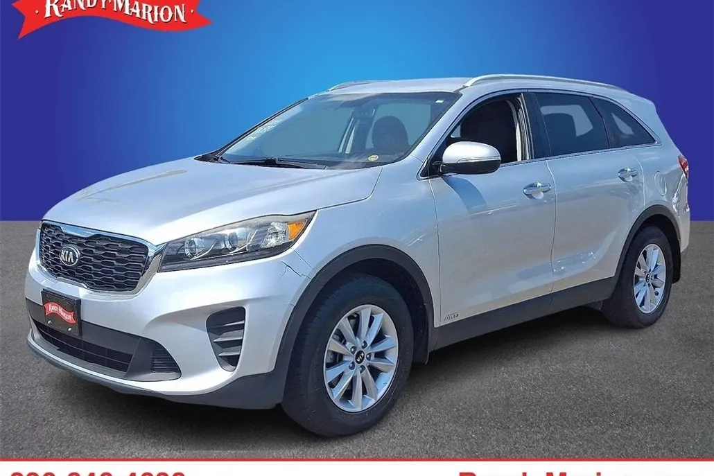 2019 Kia Sorento LX photo 1