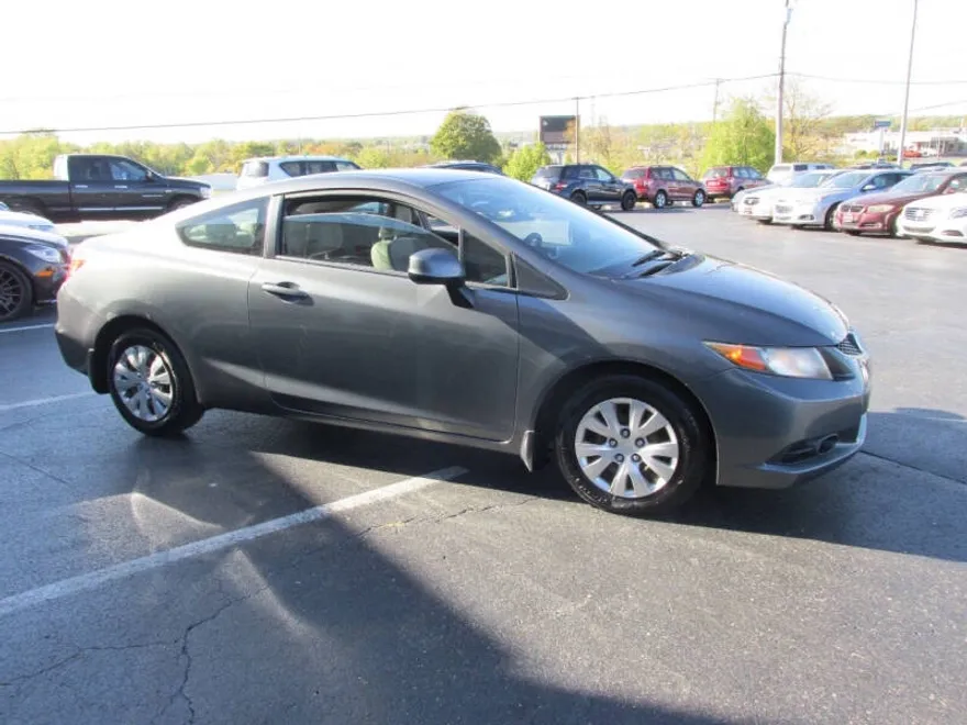 2012 Honda Civic LX photo 1