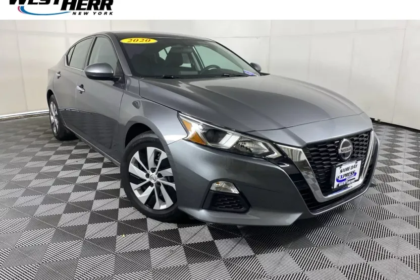 2020 Nissan Altima 2.5 S photo 1