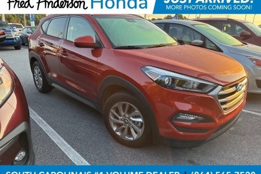 2017 Hyundai Tucson SE photo 1