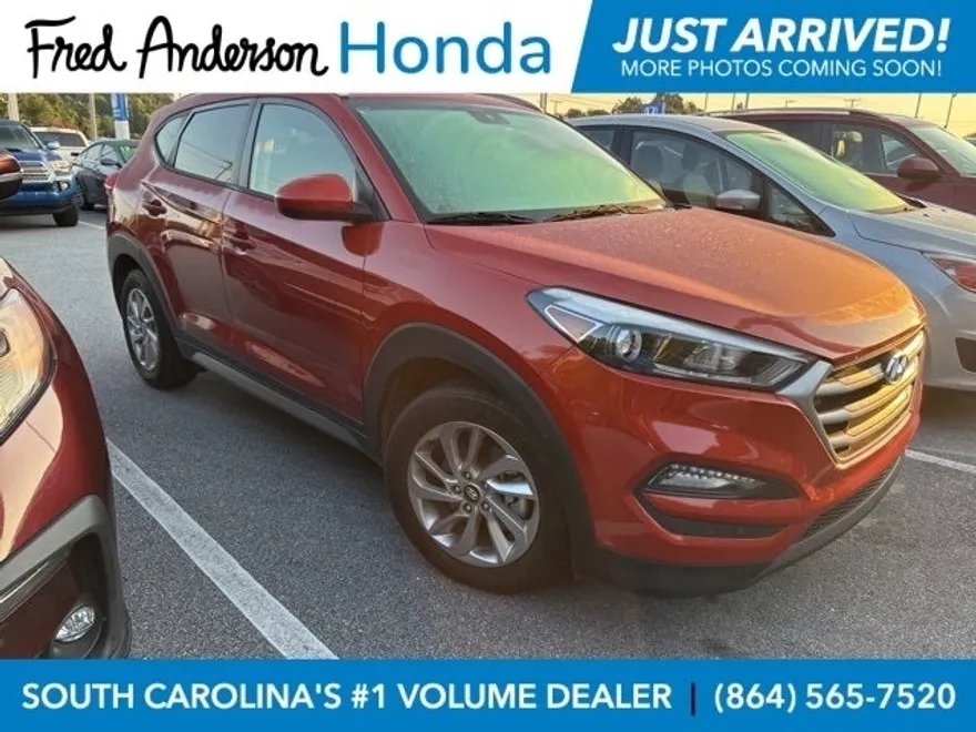 2017 Hyundai Tucson SE photo 1