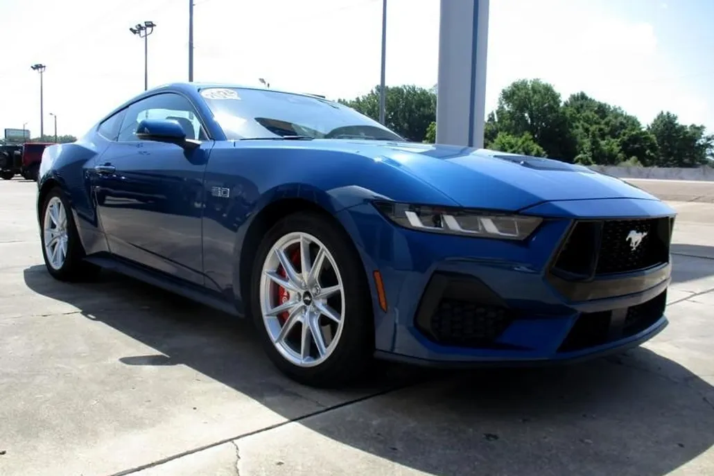 2024 Ford Mustang GT Premium photo 1