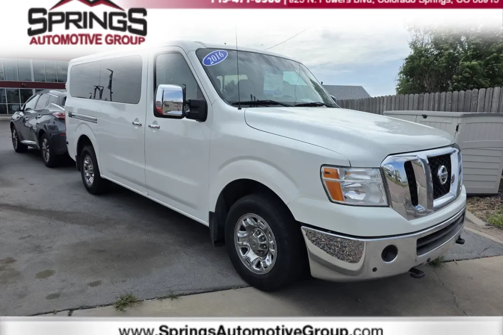 2016 Nissan NV3500 photo 1