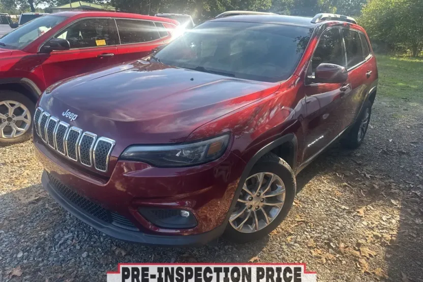 2019 Jeep Cherokee Latitude photo 1