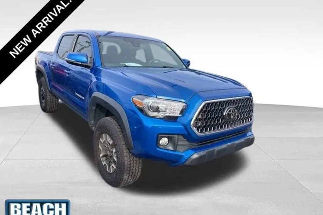 2018 Toyota Tacoma TRD Off-Road photo 1