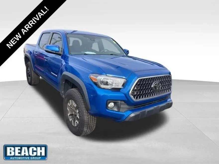 2018 Toyota Tacoma TRD Off-Road photo 1