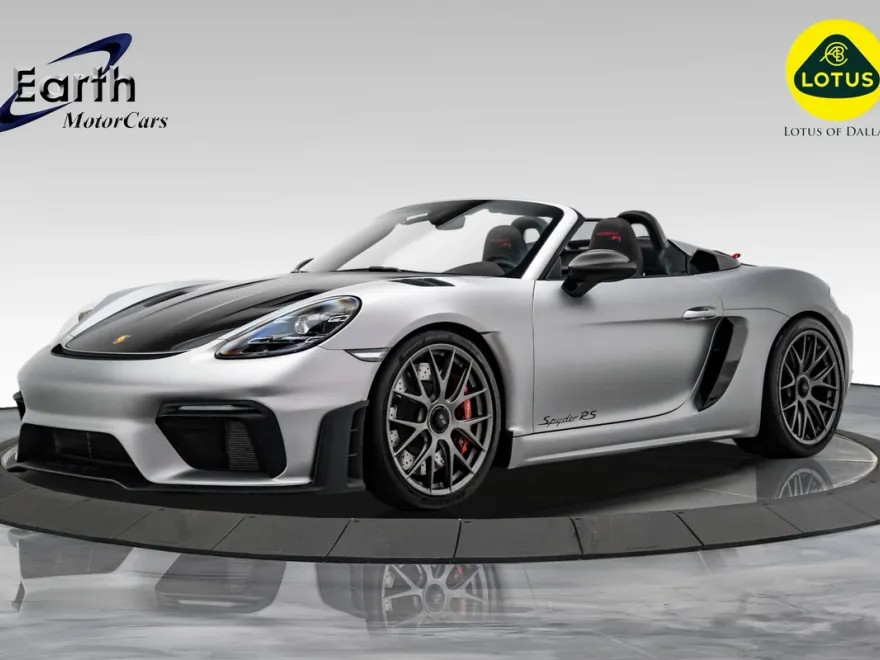 2024 Porsche Boxster Spyder photo 1