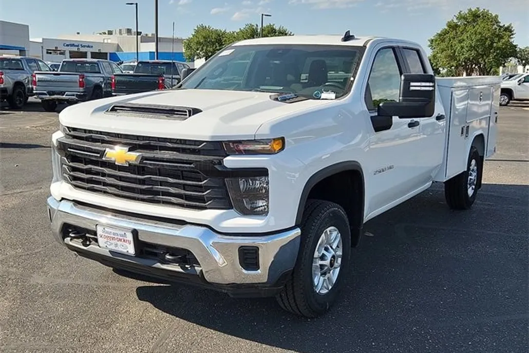 2025 Chevrolet Silverado 2500HD photo 1