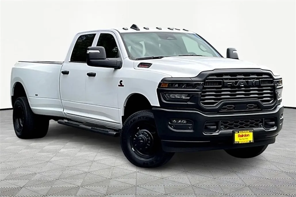 2025 Ram 3500 Tradesman photo 1