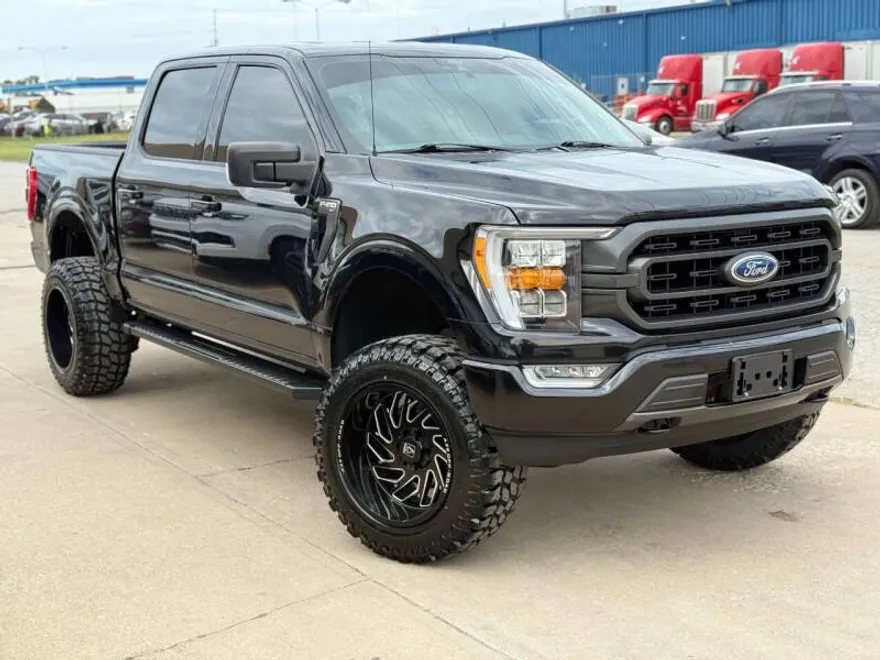 2021 Ford F-150 XLT photo 1