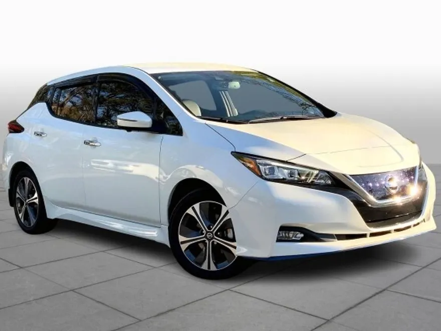 2022 Nissan Leaf SL Plus photo 1