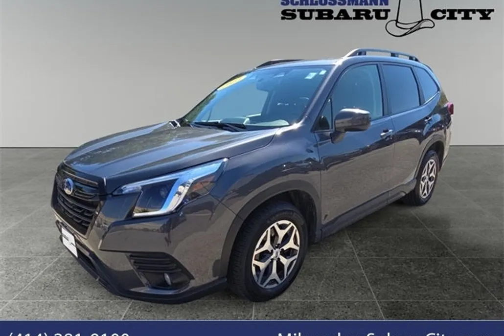 2023 Subaru Forester Premium photo 1