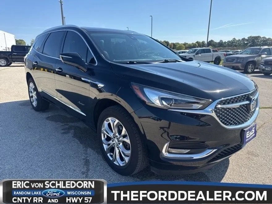 2020 Buick Enclave Avenir photo 1