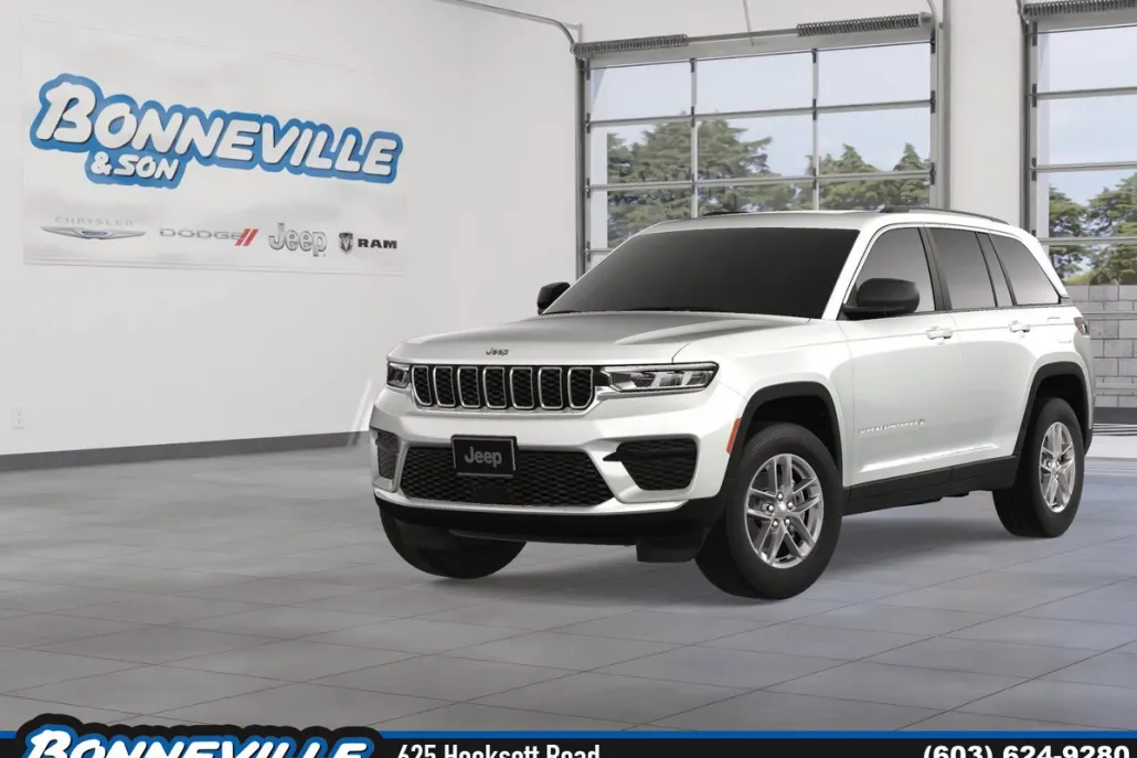 2025 Jeep Grand Cherokee Laredo photo 1