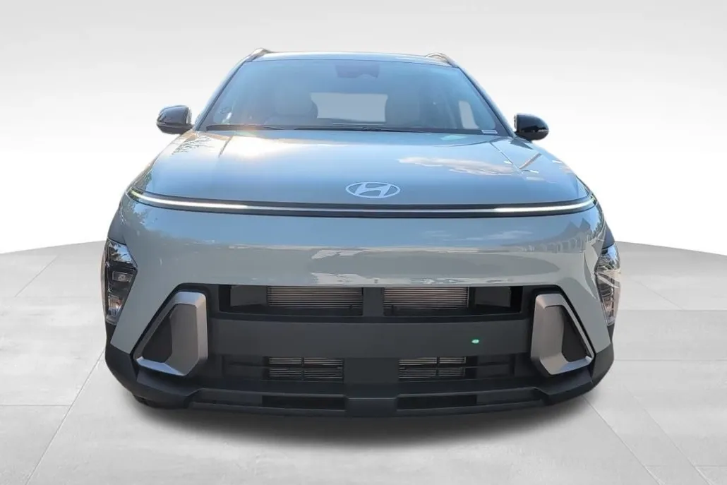 2026 Hyundai Kona SEL photo 1