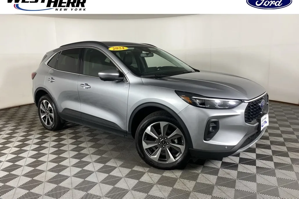 2024 Ford Escape Platinum photo 1