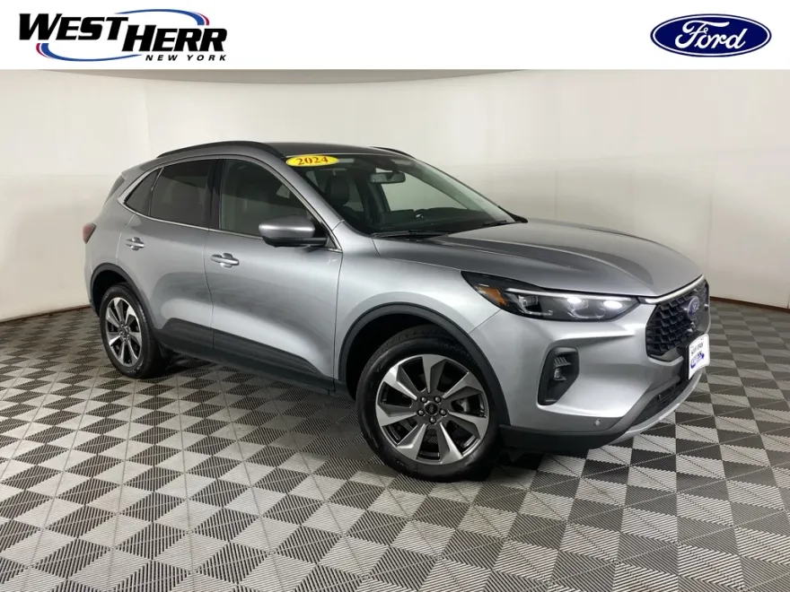 2024 Ford Escape Platinum photo 1