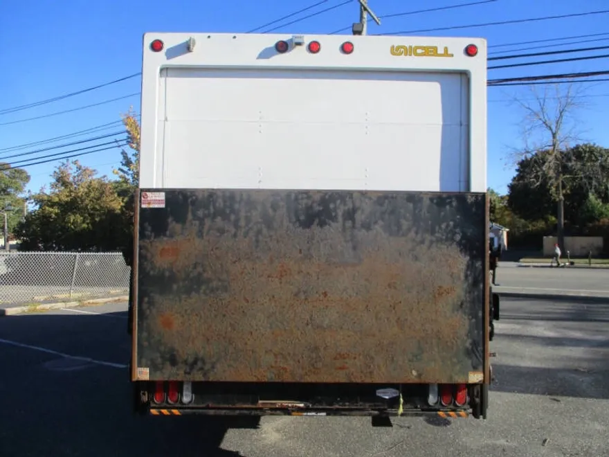 2019 Ford E-450 photo 1