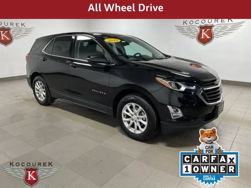 2019 Chevrolet Equinox LT photo 1