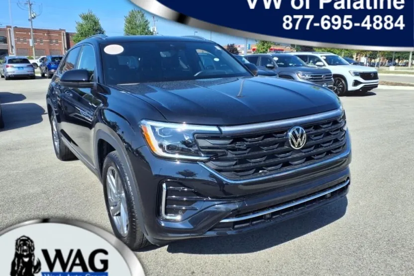 2024 Volkswagen Atlas Cross Sport SEL R-Line photo 1